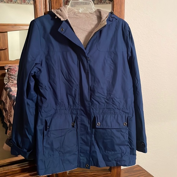 Blue Jacket with gray inside fleece - Picture 1 of 8